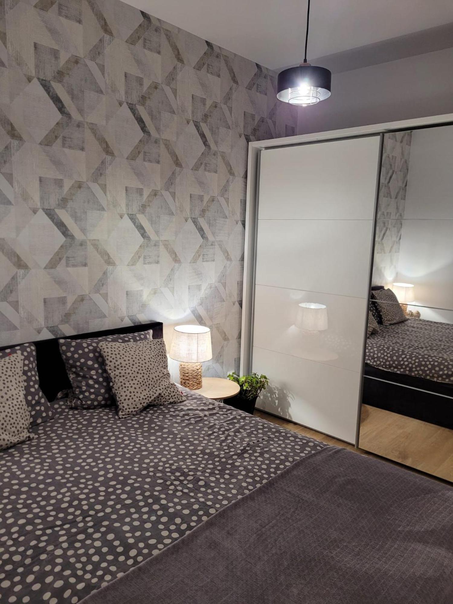Apartament Lilla 2 옐레니아구라 외부 사진